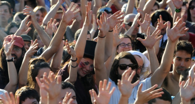 <em>El Movimiento 15M frente a la crisis política</em>